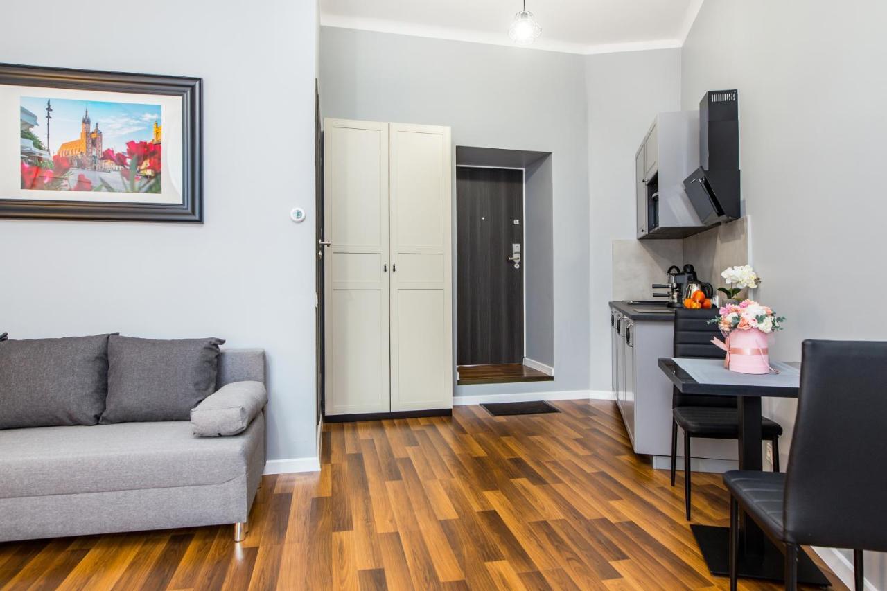 Tribeca City Center Apartments คราคูฟ ภายนอก รูปภาพ