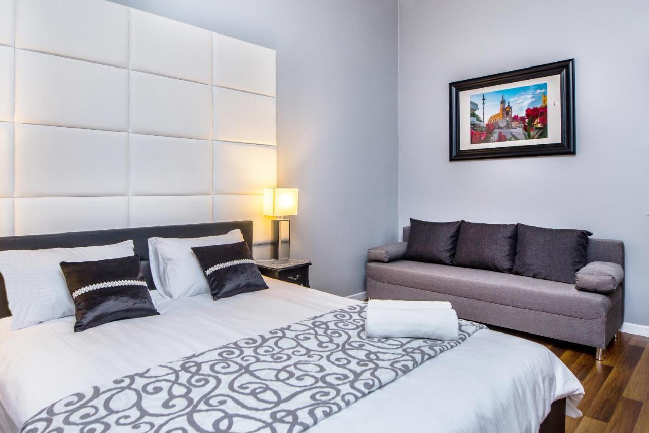 Tribeca City Center Apartments คราคูฟ ภายนอก รูปภาพ