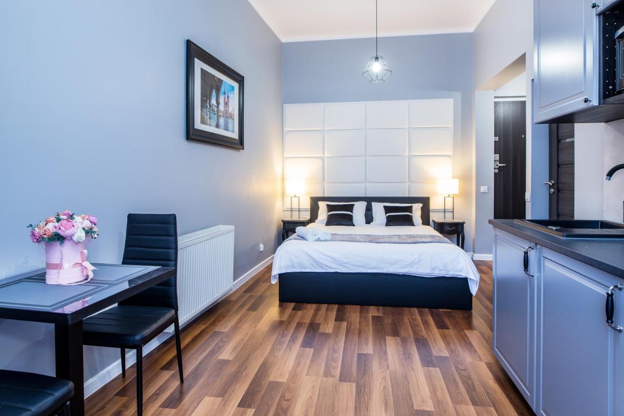 Tribeca City Center Apartments คราคูฟ ภายนอก รูปภาพ